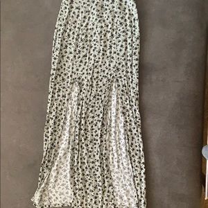 High waisted maxi skirt.